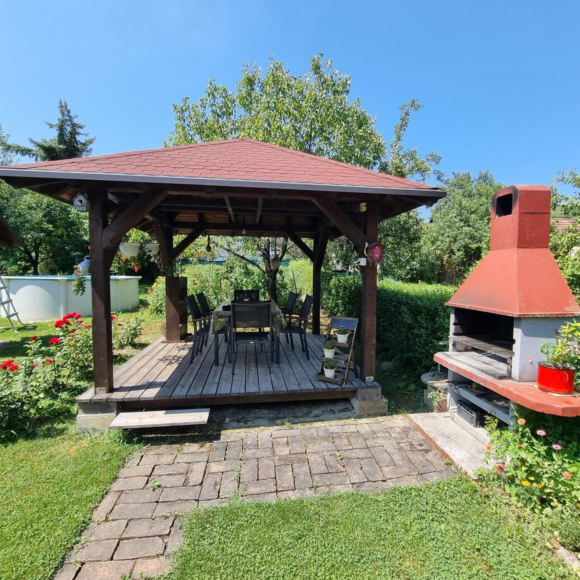 Villa Kuca Za Odmor Bajtica Jesenovec Exterior foto