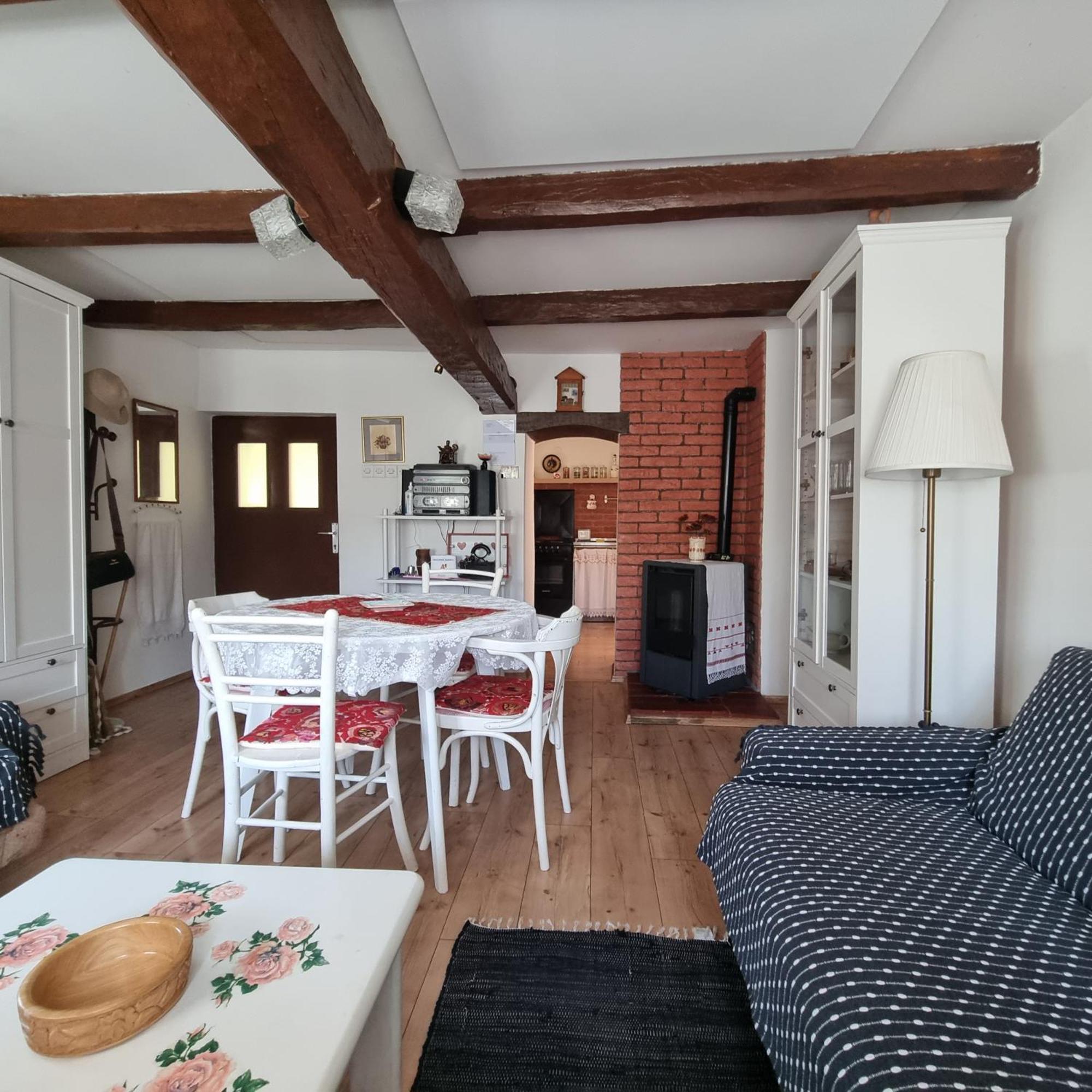 Villa Kuca Za Odmor Bajtica Jesenovec Exterior foto